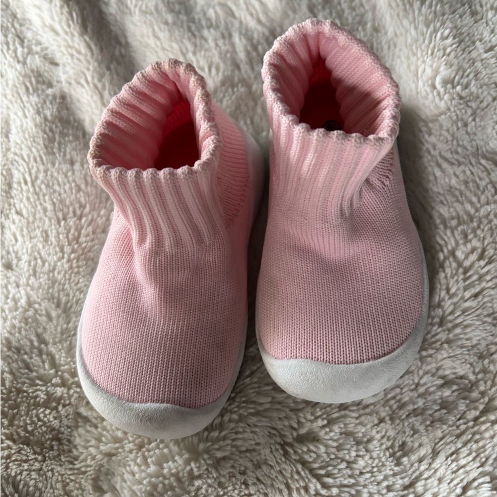Eashi Soft Pink Baby Girl Slip On Walker Shoes Toddler Size 5